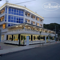 Ujvara Hotel 3*
