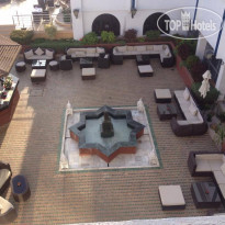 Anezi Tower Hotel & Apartments Pool Bar