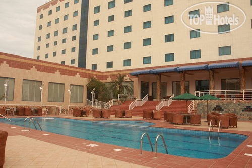 Фотографии отеля  Holiday Inn Accra Airport 3*