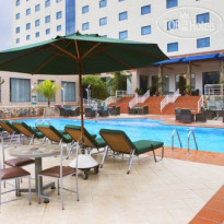 Holiday Inn Accra Airport 