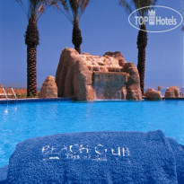 The Palms Beach Hotel & Spa Бассейн