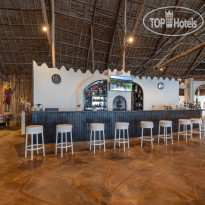 Kiwengwa Beach Resort Лобби бар