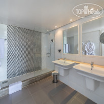 Marhaba Beach Bathroom - MARHABA BEACH 4* -