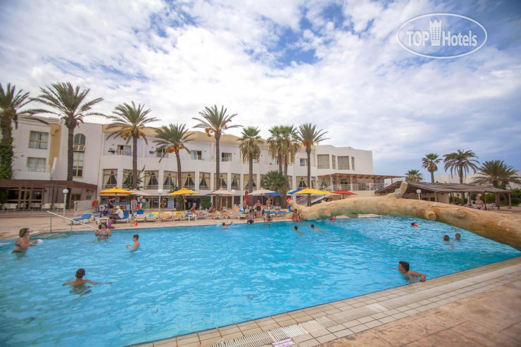 Новые добавленные фото туристов в Royal Ruspina Resort 4*