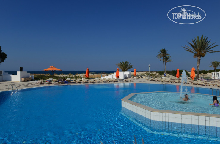 Пляж в One Resort Aqua Park and Spa 4*