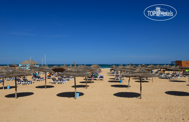 Пляж в Sidi Mansour Resort & Spa 4*