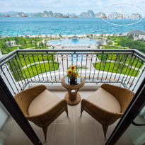 Vinpearl Resort & Spa Ha Long Deluxe Pool View - Balcony