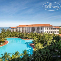 Outdoor Swimming Pool в Vinpearl Resort & Spa Phu Quoc 5*