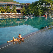 Seawater Pool  в Amiana Resort Nha Trang  5*