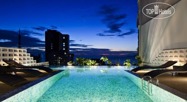 Golden Holiday Hotel