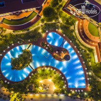 Основной бассейн в Vinpearl Resort Nha Trang 5*