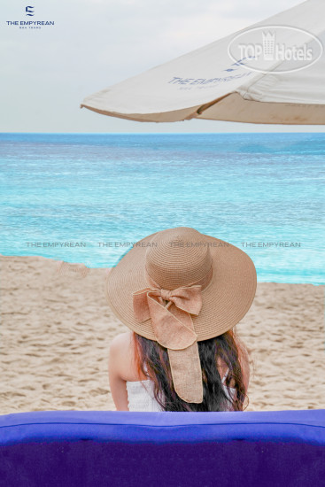 Пляж в The Empyrean Nha Trang 5*
