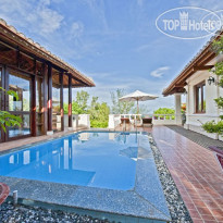 Takalau Resort бассейн на вилле Bayan