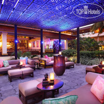 Nusa Dua Beach Hotel & Spa Lobby Bar