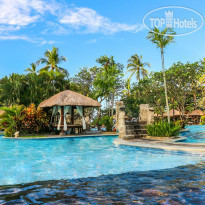 Главный бассейн в Paradisus by Melia Bali 5*