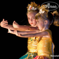 Novotel Benoa Bali Dance lesson