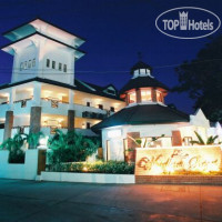 Woodlands Hotel & Resort 4*