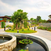 Sea Two Pool Villa Resort Pattaya 