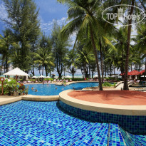 Открытый бассейн в Dusit Thani Laguna Phuket 5*