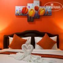 Tulip Inn 3* Номер Люкс на двоих с большой двуспальной кроватью с балконом и видом на море! - Фото отеля