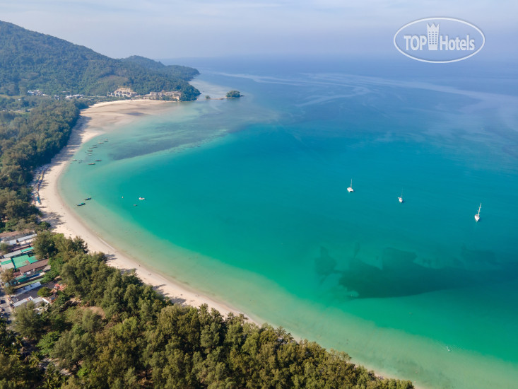 Пляж в Dewa Phuket Resort & Villas  5*