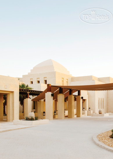 Фотографии отеля  Al Wathba, a Luxury Collection Desert Resort & Spa, Abu Dhabi 5*