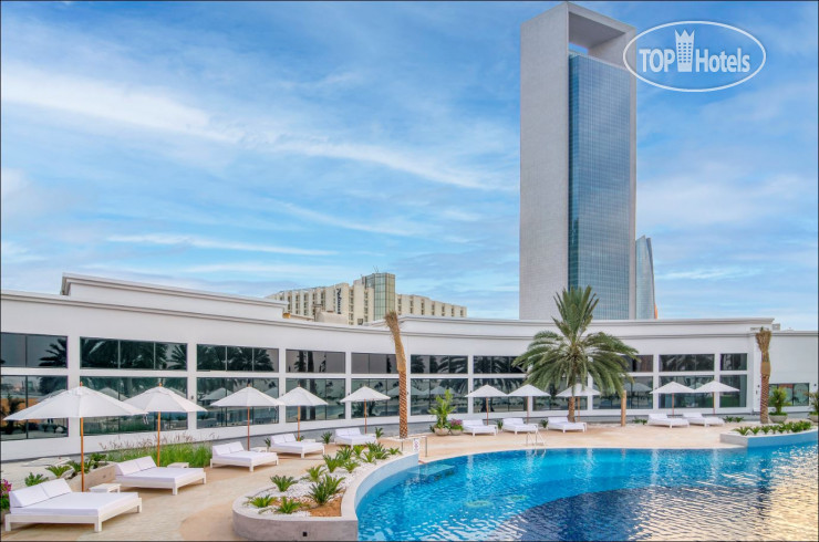 Фотографии отеля  Radisson Blu Hotel & Resort, Abu Dhabi Corniche 5*