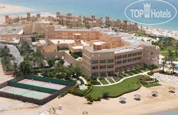 Фотографии отеля  Hilton Al Hamra Beach & Golf Resort 5*