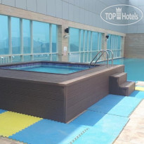 Закрытый бассейн в Royal M Hotel Fujairah by Gewan 5*