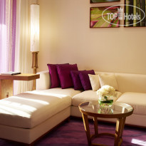 Sofitel Dubai The Palm Resort & Spa Suite - Living Area