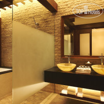 Sofitel Dubai The Palm Resort & Spa Bathroom