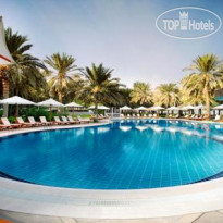 Sheraton Jumeirah Beach Resort swimming pool