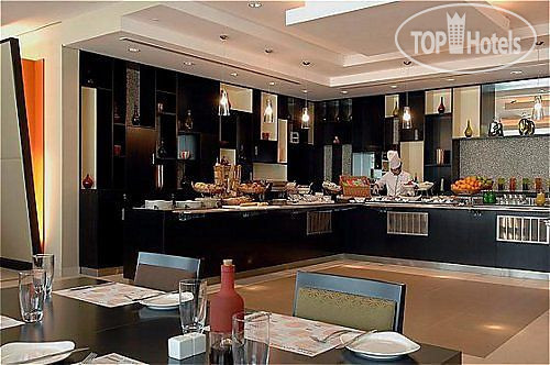 Новые добавленные фото туристов в Holiday Inn Express Dubai Internet City 3*