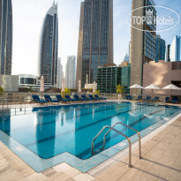 Бассейн в Rose Rayhaan by Rotana 4*