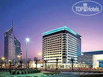 Фотографии отеля  Novotel World Trade Centre Dubai 4*