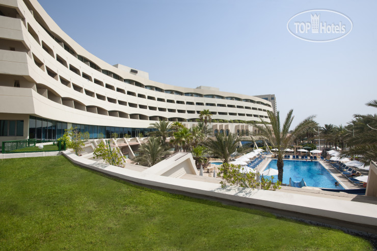 Фотографии отеля  Occidental Sharjah Grand 4*