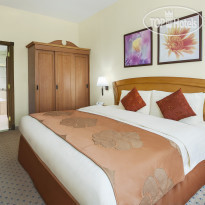 Golden Tulip Sharjah 4* Executive 2 Bedroom Apartment - Фото отеля