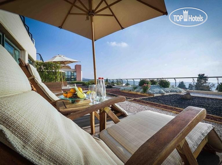 Пляж в Carmel Forest Spa Resort 5*