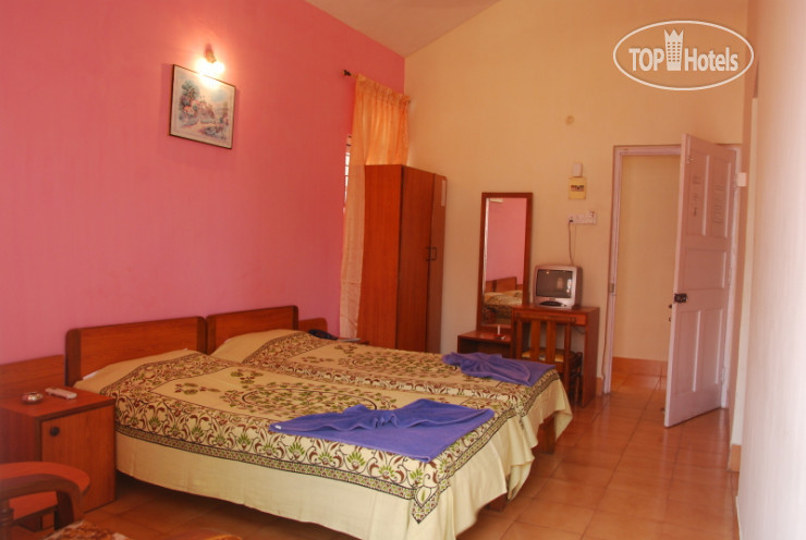 Новые добавленные фото туристов в Tia Carminho 2*