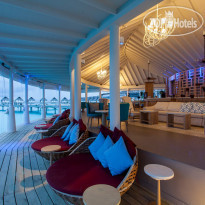 Centara Grand Island Resort & Spa Aqua Bar