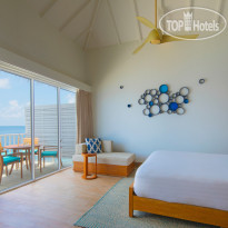 Centara Grand Island Resort & Spa Deluxe Owerwater Villa