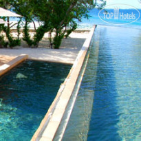Sheraton Maldives Full Moon Resort & Spa 