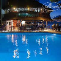 Main swimming pool в Coral Strand Smart Choice 4*