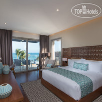Eden Roc Cap Cana Beachfront Suite - Master Bedr