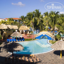 1 бассейн, окруженный балийскими кроватями (включает детскую зону)  в Memories Trinidad Del Mar 4*