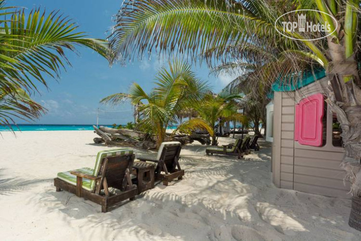 Пляж в Joia Do Mar Resort 3*