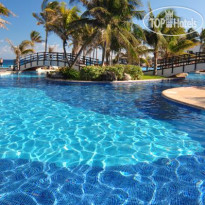 Oasis Cancun Lite 