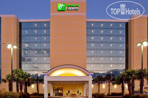Фотографии отеля  Holiday Inn Express Hotel & Suites Va Beach Oceanfront 3*