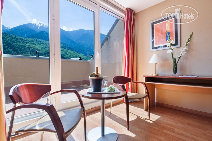 Новые добавленные фото туристов в Andorra Center 4*