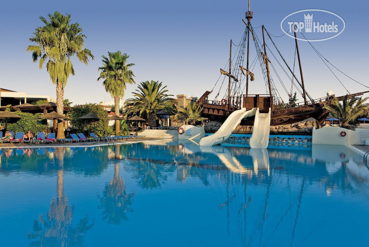 Новые добавленные фото туристов в Kipriotis Village Resort 4*